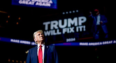 Donald Trump yeniden Amerikan Başkanı seçildi