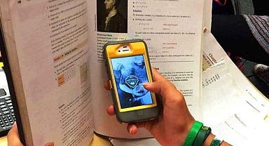 O ülkede okullarda telefon yasağı başlıyor