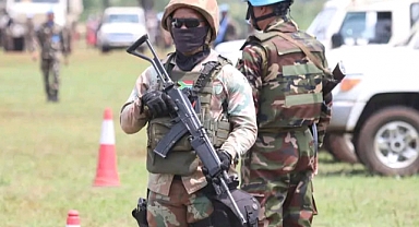 Nijerya ordusu ile çatışan 80 çete üyesi öldürüldü
