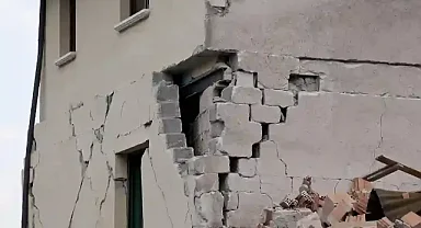 Afganistan'da deprem: Ölü sayısı artıyor