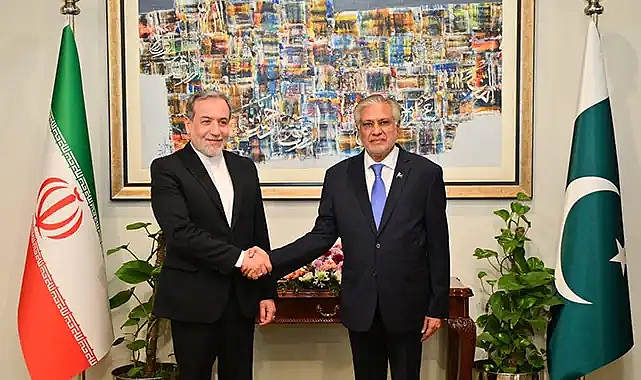 İran ve Pakistan dışişleri bakanlarından bölgesel istikrar görüşmesi