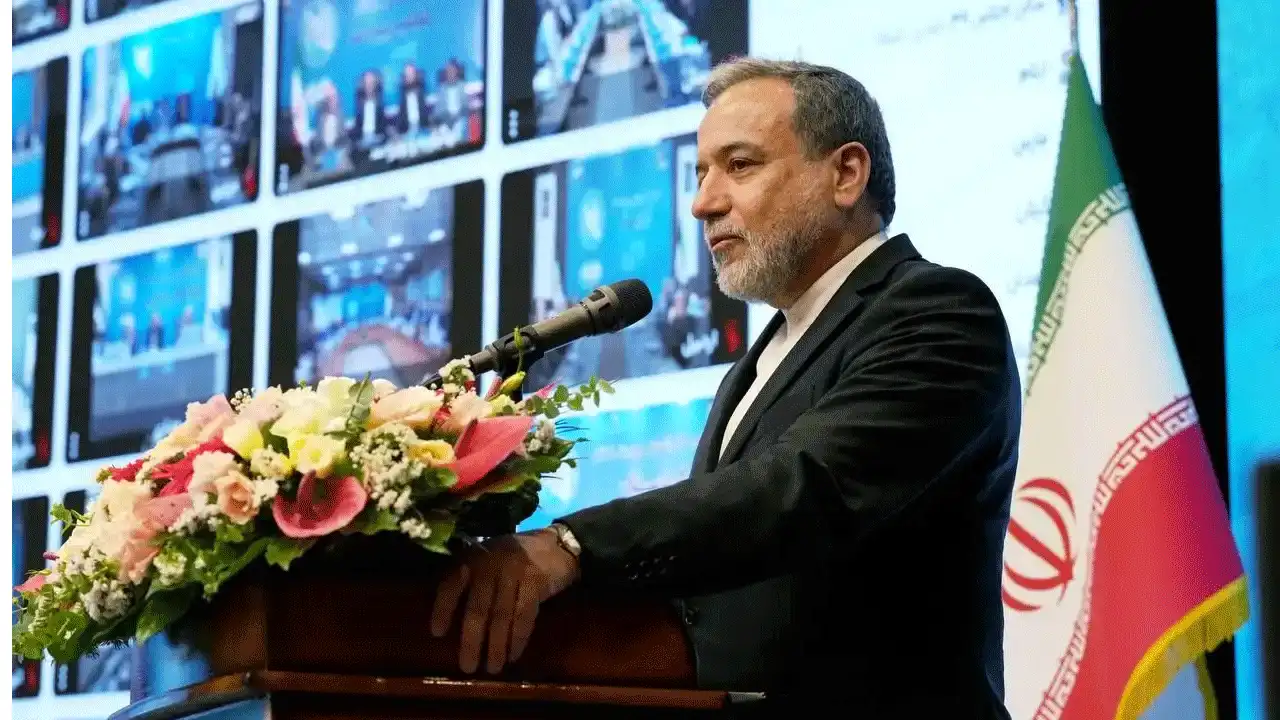 İranlı Bakan Erakçi'den telefon diplomasisi