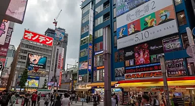 Japonya'da kalıcı oturum izni şartları sıkılaştırıldı